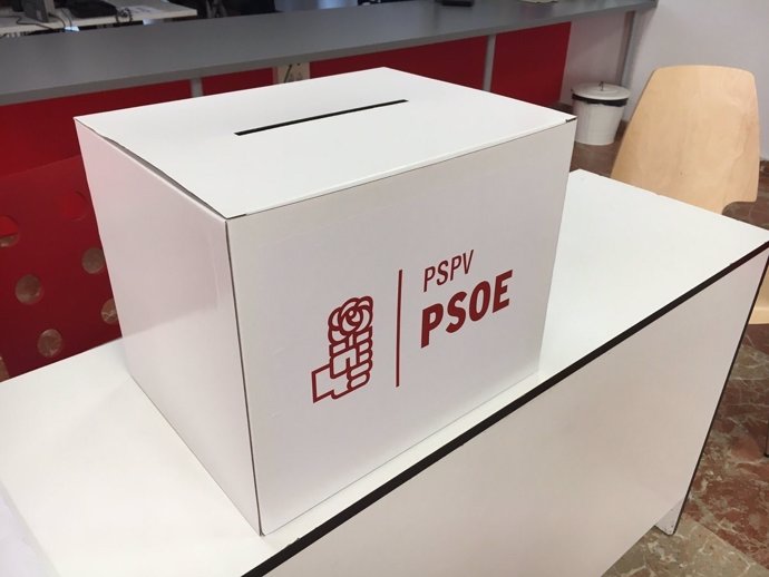 Urna de votación en las primarias del PSPV