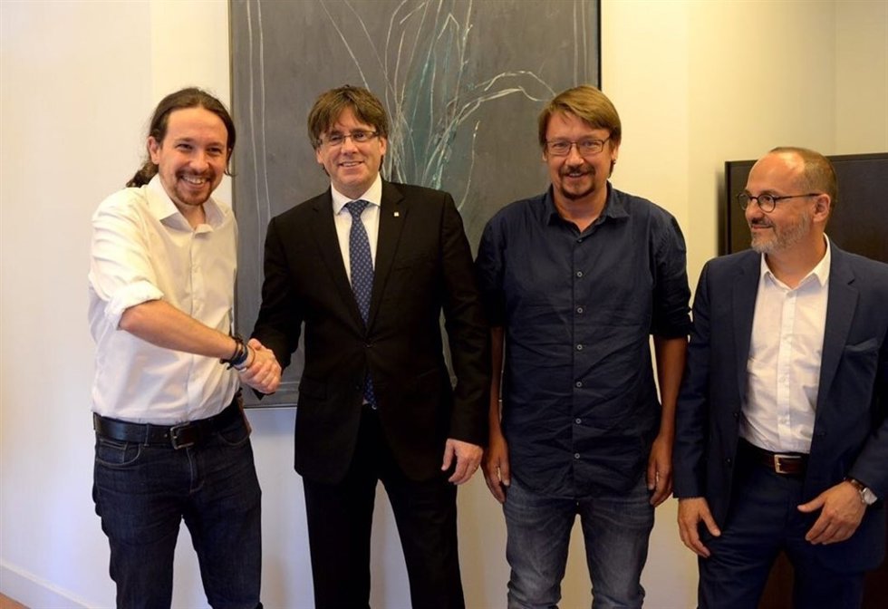 Pablo Iglesias, Carles Puigdemont, Xavier Domènech y Carles Campuzano