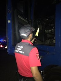Inmovilizado en Sunbilla un camionero por triplicar la tasa de alcohol y dar positivo en cocaína