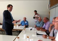 Mañueco dice que "no se va a dar" la "ecuación" de que Herrera le de el relevo en la Junta