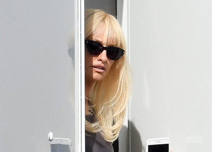 Nuevas imágenes de Penélope Cruz como Donatella Versace