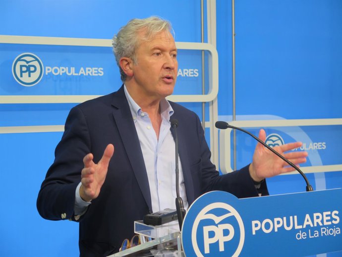 Del Río durante la rueda de prensa