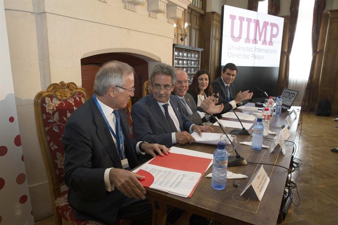 Inauguración del curso de Viesgo