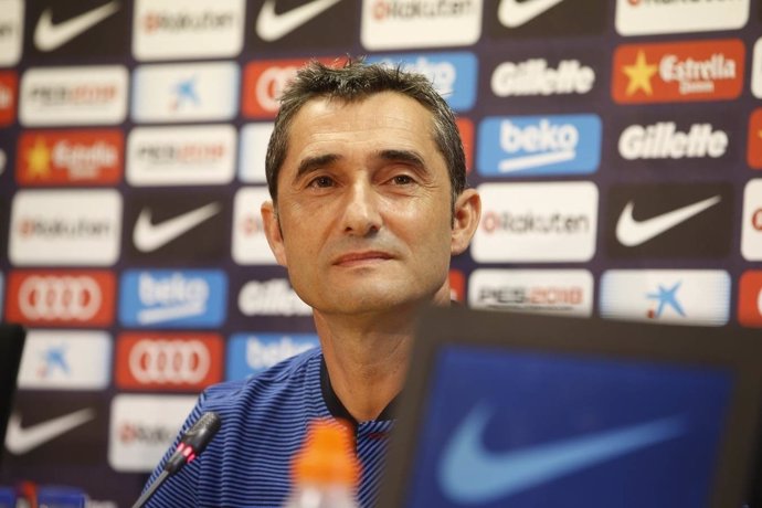 Ernesto Valverde (Barcelona) en rueda de prensa