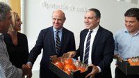 El ministro de Economía destaca la "fortaleza" del sector agroalimentario de la provincia de Málaga