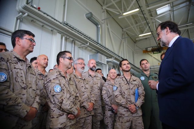 Rajoy visita a las tropas en Estonia