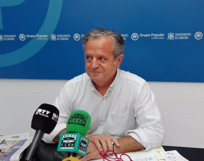 El viceportavoz del PP en el Ayuntamiento de Córdoba, Salvador Fuentes