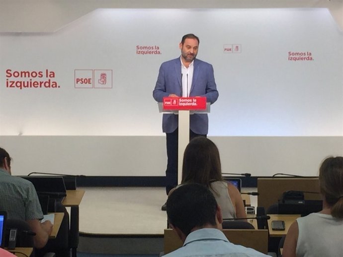 Roda de premsa de José Luis Ábalos a Ferraz