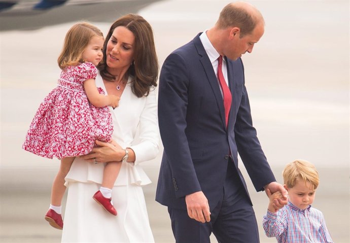 Los duques de Cambridge y sus hijos George y Charlotte