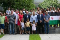 Una treintena de niños saharauis del programa Vacaciones en Paz visita la Diputación y se reúne con Villalobos