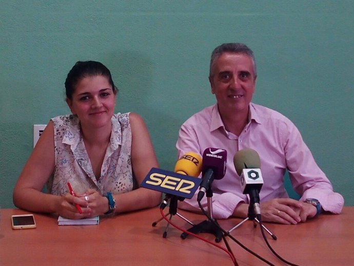 Carmen Beato y Juan Pérez