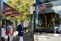 El Consorcio de Transportes aprueba una de las dos líneas de autobús ideadas para conectar Tomares y el metro