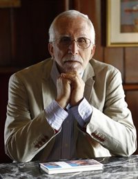 Luis Mateo Díez, sobre la aceptación de 'iros': "La lengua es de la calle y lo que hay que hacer es no maltratarla"