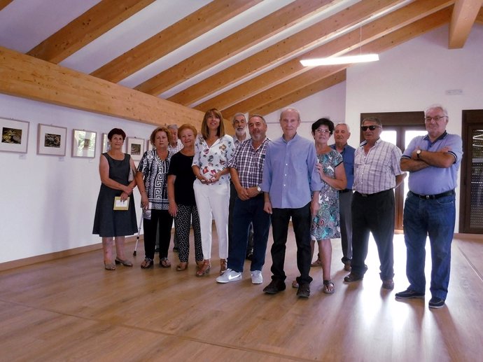 Inauguración de la exposición 'Cazador de Instantes', en Yebra de Basa (Huesca)