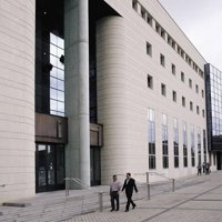 La Audiencia de Navarra mantiene en prisión a los cinco acusados de la violación grupal de Sanfermines