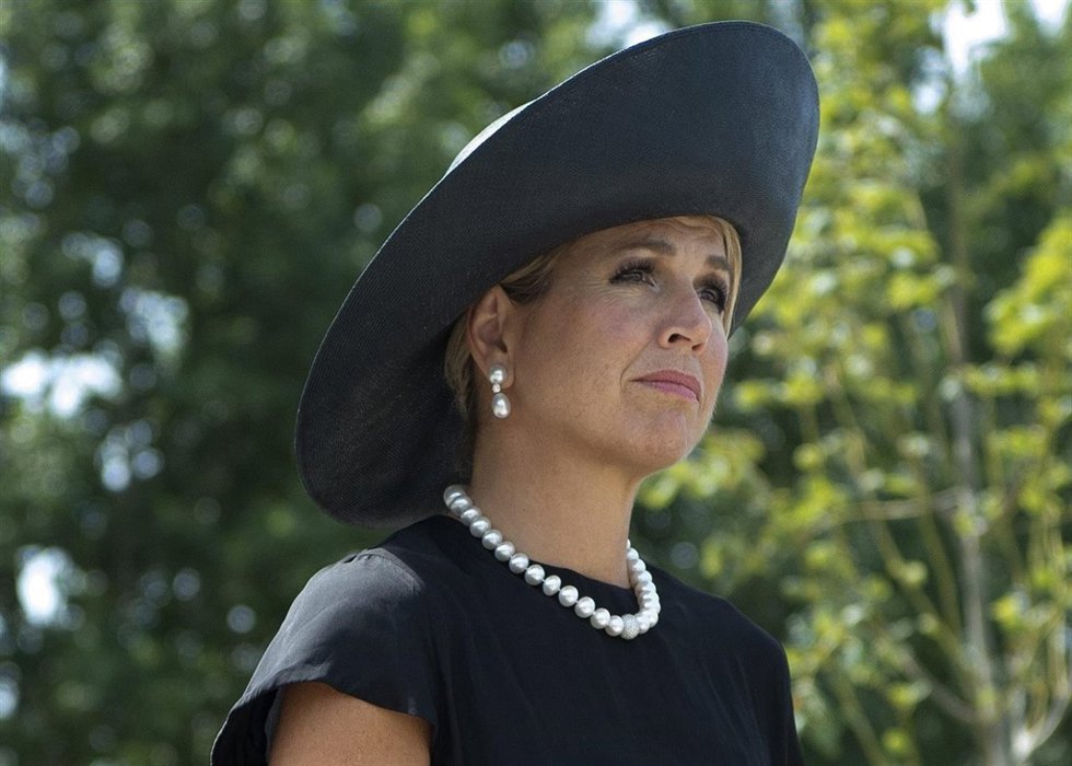 Los reyes Guillermo y Máxima de Holanda en un axto de recuerdo a las víctimas