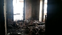 Una vivienda de Manises registra un incendio que afecta al primer piso y a una peluquería contigua