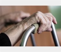 Podemos y PSOE piden que Izquierdo explique en el Pleno de la Asamblea la muerte de una anciana en residencia de Arganda