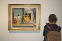 El CaixaForum recorre el "mundo metafísico" de De Chirico en su mayor retrospectiva en España