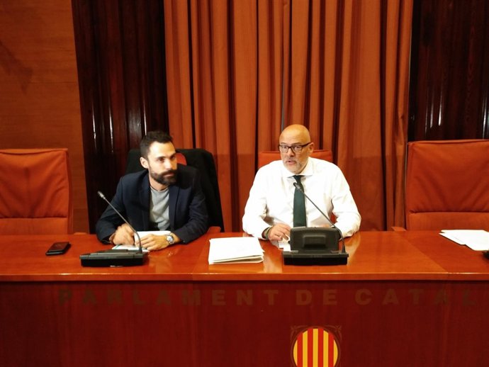 El portavoz adjunto de JxSí R.Torrent y el nuevo líder del grupo Ll.Corominas