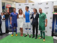 El Leganés rememora los años 80 en su nueva camiseta