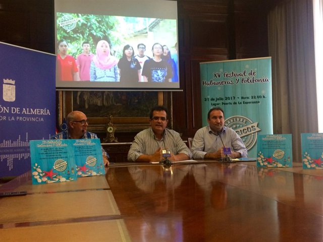 Cuevas del Almanzora mantiene su Festival de Habaneras y Polifonía.