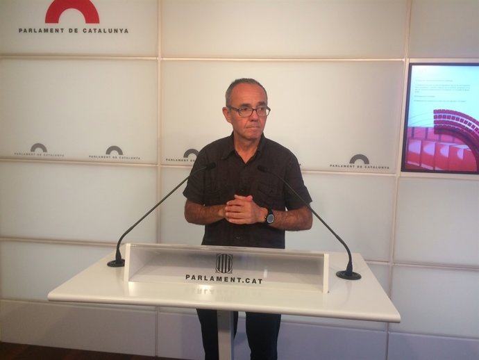El portaveu de SiQueEsPot en el Parlament, Joan Coscubiela