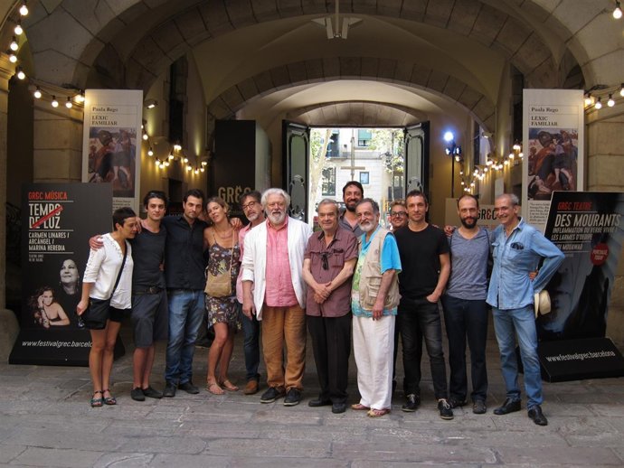  El Equipo De La Obra ‘Calígula’, Con Mario Gas