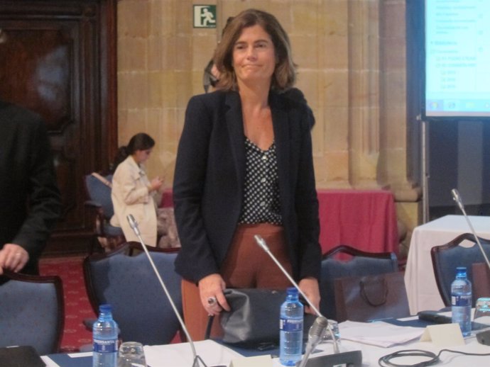 La  Secretaria de Estado de Justicia, Carmen Sánchez-Cortes, en Oviedo. 