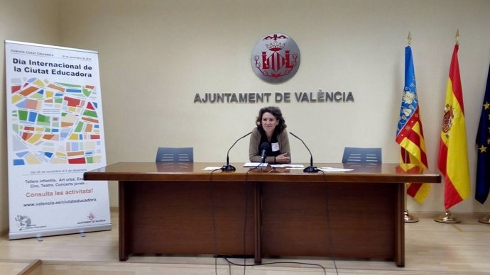 María Oliver, en una rueda de prensa en el Ayuntamiento