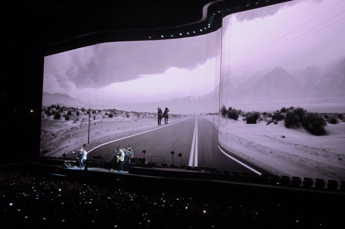 Concierto de U2 en el Estadi Olímpic de Barcelona                    