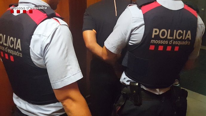 Detinguda una banda especialitzada en robatoris a turistes a Barcelona