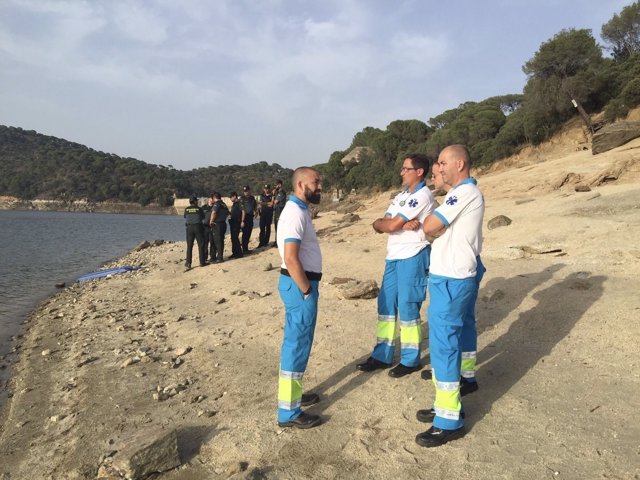 Imagen de efectivos del SUMMA en el pantano de San Juan