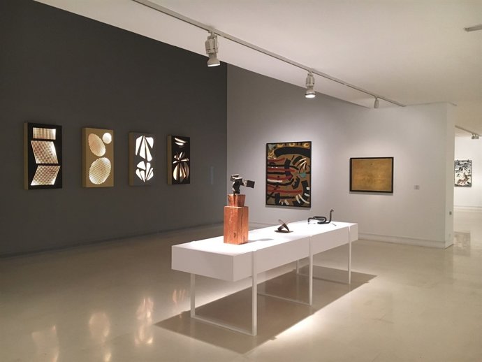 La exposición 'La eclosión de la abstracción' en el IVAM