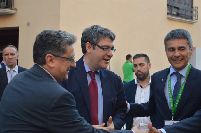 Enric Millo, Álvaro Nadal i Vicenç Voltes
