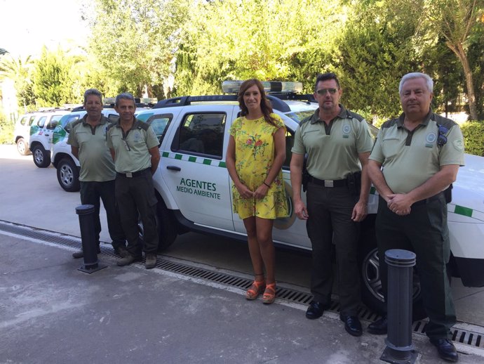 Entrega de vehículos a Agentes de Medio Ambiente en Huelva.