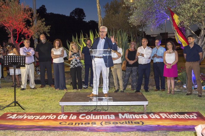 Manuel Jiménez Barrios, durante el homenaje a la Columna Minera de Riotinto