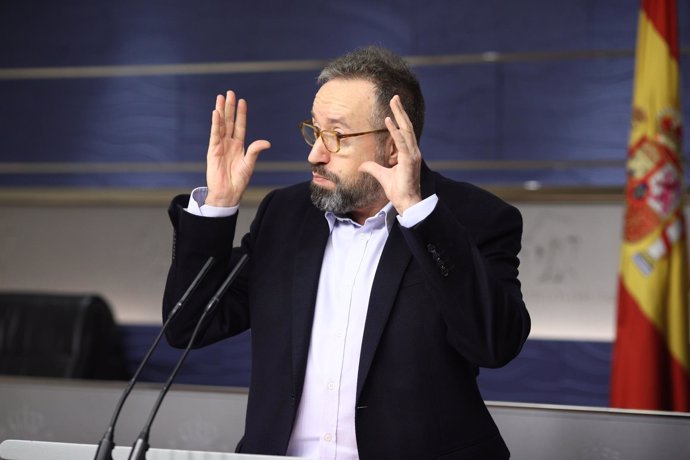 Rueda de prensa de Juan Carlos Girauta en el Congreso