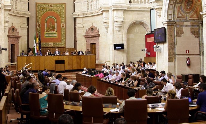 Votación en el Pleno del Parlamento andaluz