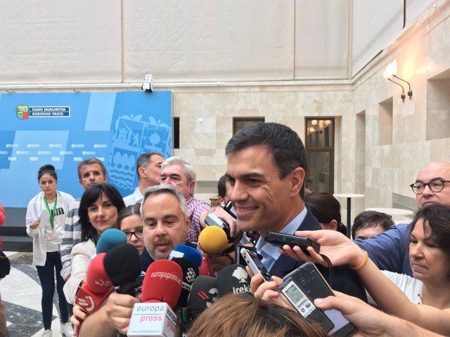 El secretario general del PSOE, Pedro Sánchez, en vitoria