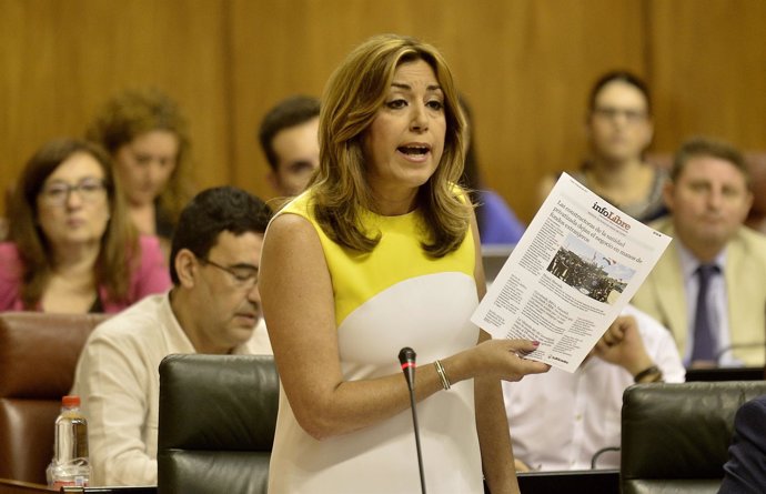 La presidenta de la Junta, Susana Díaz, en un momento de las preguntas del Pleno