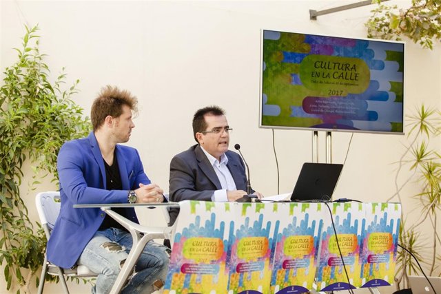 El Circuito de Teatro de Calle forma parte del programa 'Cultura en la calle'.