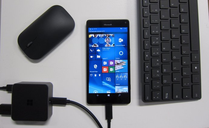 Continuum de Windows 10: convierte Lumia 950 y 950 XL en un PC