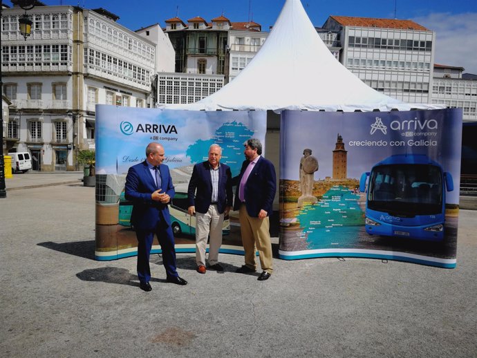 Arriva en una presentación en Betanzos