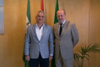 Villalobos y el nuevo alcalde de Villanueva del Río debaten sobre los recursos turísticos del municipio