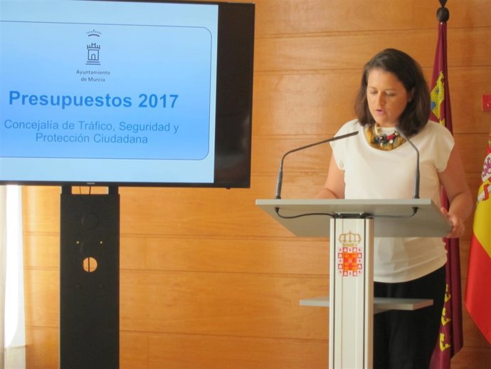 Lola Sánchez durante la presentación de los presupuestos