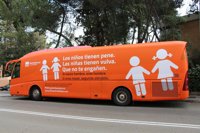 La Audiencia de Madrid permite circular de nuevo al autobús de Hazte Oír contra la transexualidad porque no ve delito