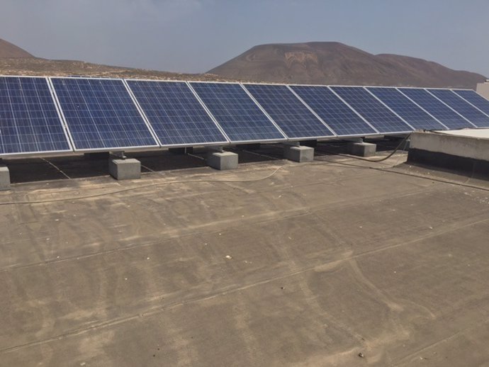 Paneles fotovoltaicos en Lanzarote