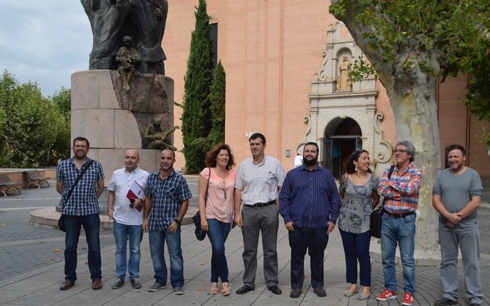 El grupo de CHA en las Cortes da cuenta de su trabajo en Monzón (Huesca)
