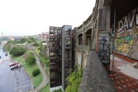 Entra en funcionamiento el ascensor de las Galerías Punta Begoña, en Getxo (Bizkaia)
